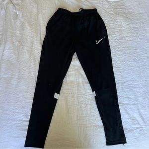 Nike Men’s Dri-FIT Academy Soccer Pants